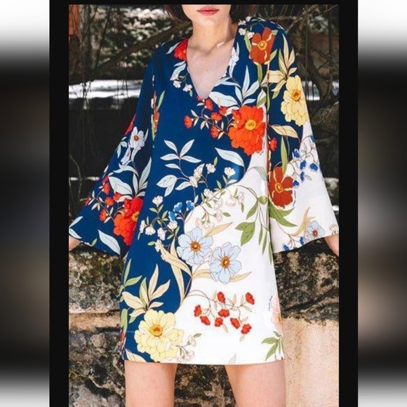 Cara Cara Riley Dress - Picture 2 of 9